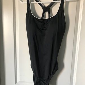 Ladies Speedo NWOT Swimsuit